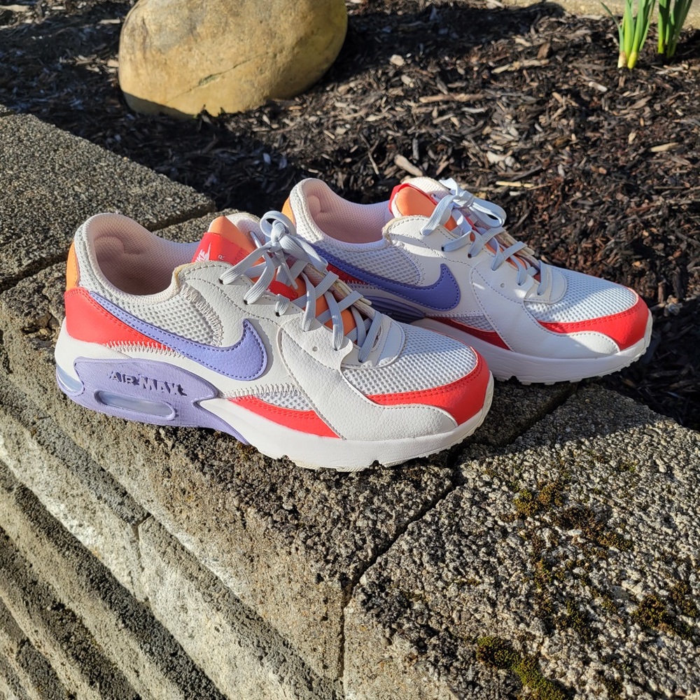 Women Nike Air Max Size 8.5